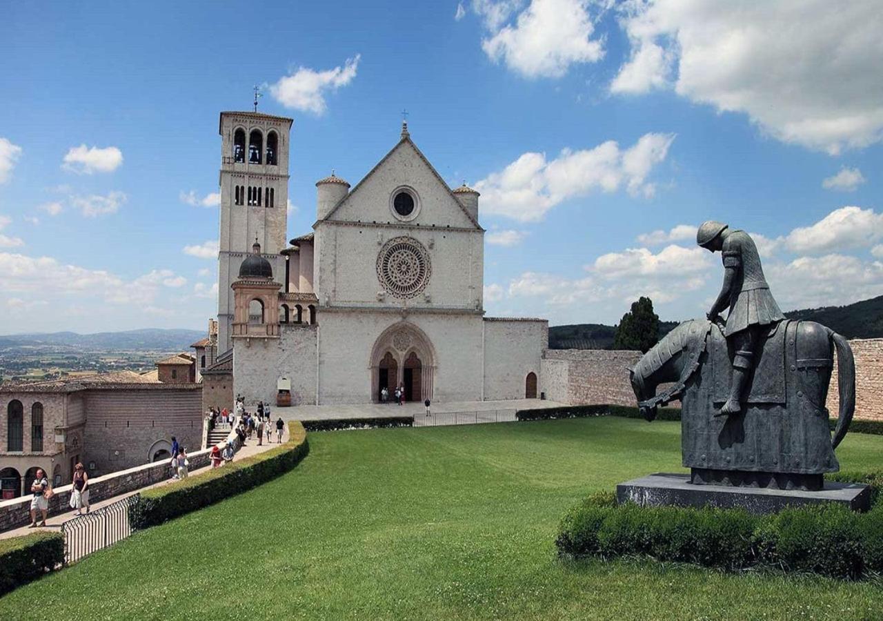 Camere Gambacorta Assisi Eksteriør billede